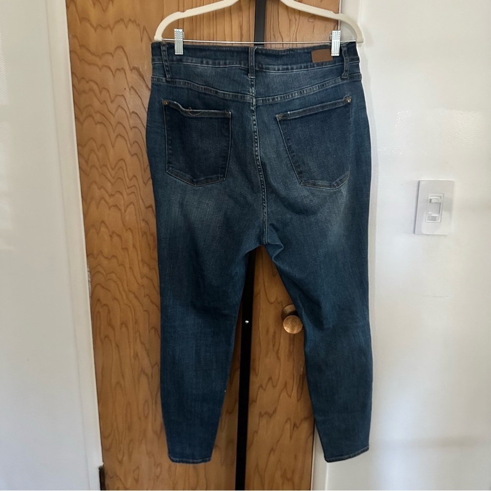 Judy Blue Dark Wash Skinny Jeans 16W - Picture 3 of 8